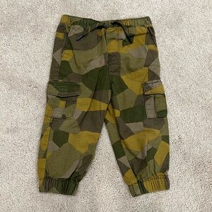 Hanna Anderson camo jogger pants